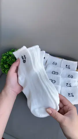 Tất trắng loại dày vừa mang 4 mùa  @☘️Hòa_hp💋  @☘️Hòa_hp💋  @☘️Hòa_hp💋 #tất #tatnamnu #tatcongan #xuhuong #hoahp 