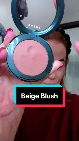 I am already a huge fan of the Blurring Pillow Blush by @SOSHE Beauty so I had to try it in the beige shade #tiktokshopholidayhaul #tiktokshopcreatorpicks #tastemakerslosangeles #ttssouthwest   #creatorsearchinsights  