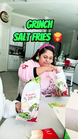#mcdonalds #mrgrinch #grinchmeal 