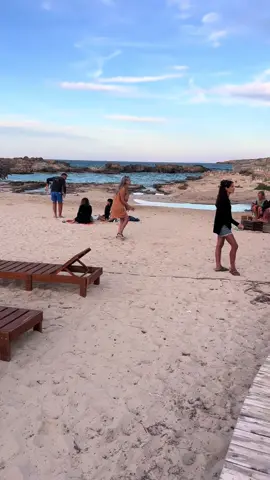 again and again❤️‍🩹 #love #amor #ibiza 