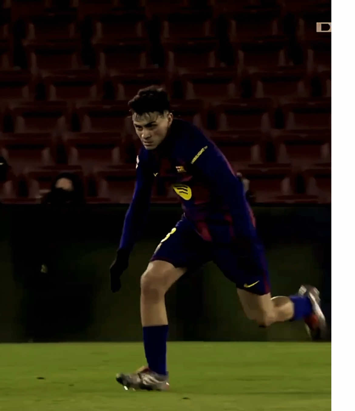 ‏انا مسؤول عما اقول  ‏بيدري اعظم لاعب تاثيراً في خط الوسط دون ادنى منازع ، بيدري هو اللاعب الوحيد في الوسط اللي ياثر على الفريق كامل.  ‏وجوده يجعله الفريق مميز ‏غيابه يجعل الفريق سيء  ‏هذه المميزات فقط بيدري من يمتلكها لذلك هو اعظم خط وسط في العالم دون منازع     #pedri #fyp #barcelona #atleticodemadrid 