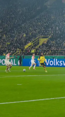 هدف الفوز من مازة ضد دورتموند ♥️🇩🇿💪@algeriafootball 