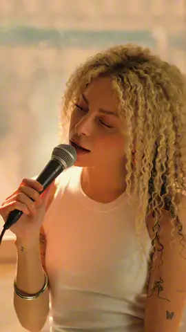 esta canción 😭🦋🩵 La Perla - @La Rosalia #laperla #cover 