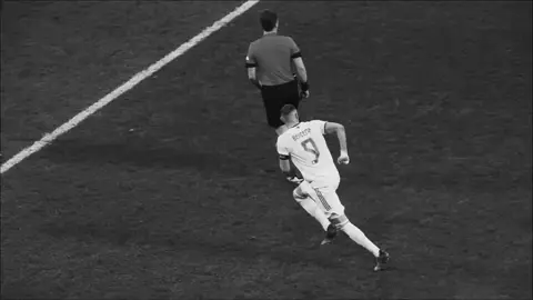 09.03.2022 late night finds #realmadrid #reyesdeeuropa #comonotevoyaquerer 