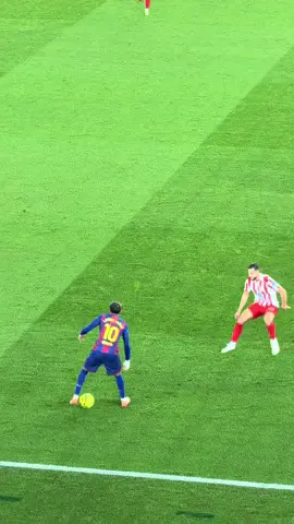 Lamine Yamal le meilleur joueur de sa génération. #yamal #barca #barcelona #footballtiktok #atleticodemadrid 