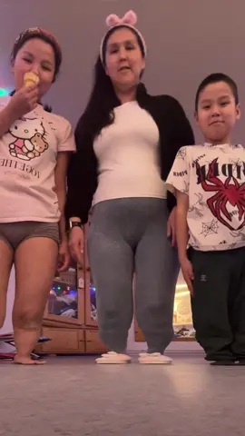 @Lucy-Nuunu Boassen @Aqqalivartaa Ertaq 🥰❤️💙😅