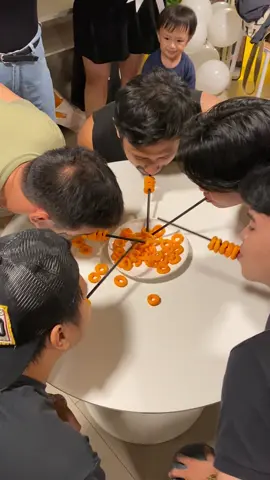 #christmaspartygamesideas #christmaspartygames 