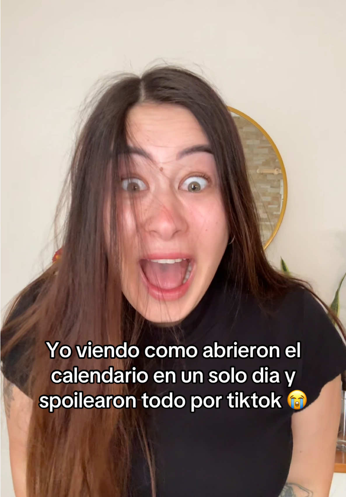 Like por mi actuacion 👍🏻😂 pero porfa no muestren todo en un solo video porqué pierda la magia 😭😭😭 #calendariodeadviento #navidad #diciembre #girlies #makeup 