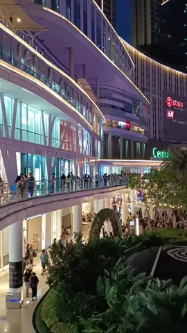 selalu menjadi mall paling iconic menjelang natal #centralparkmall #pohonnatal #natal #hiasannatal #tahunbaru2026 