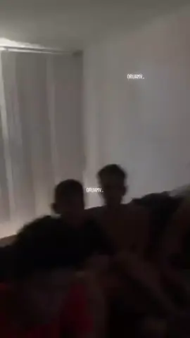 Oruam antigamente cantando pra mãe dele #