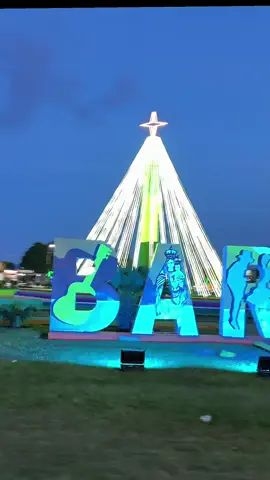 Encendido de luces navideñas en la redoma de barinas#barinas #barinasvenezuela 