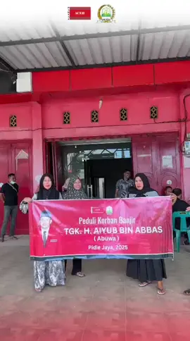 Bantuan Kemanusiaan Untuk Korban Banjir di Pidie Jaya #PartaiAcehPidieJaya #Abuwa #AiyyubAbbas