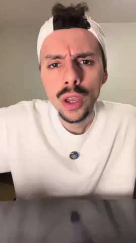 Qual foi a última vez que voce apertou o botão do DANE-SE ? Com o energético @dane_se_oficial, voce pode apertar quantas vezes quiser, porque ele é zero açucar, tem apenas 6kcal na lata e cafeína natural de guaraná! TÁ ESPERANDO O QUE? DANE-SE! #publicidade #DaneSe 