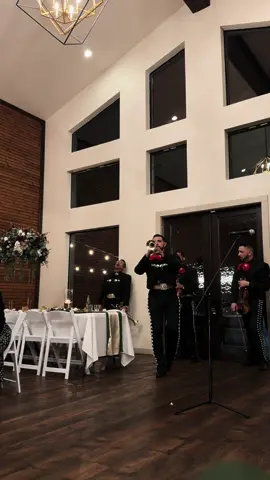 Asi Fue de Juan Gabriel Solo de trompetas 🎺 @Mariachi Vargas de SATX #mariachi #mariachis #mariachistiktok #texas #sanantonio 
