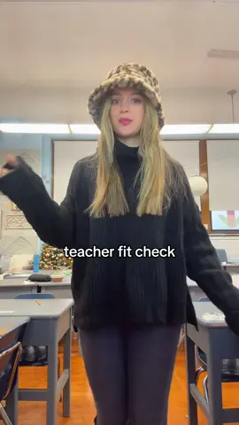 Be honest about the hat @thechildrensplace. #teacherfitcheck #teacheroutfit #teacher #teachersoftiktok #viral 