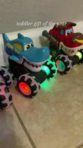 How cute are these light-up monster trucks! #toddlertoys #monstertrucks #toysforboys #giftsforboys #toytrucksforkids 