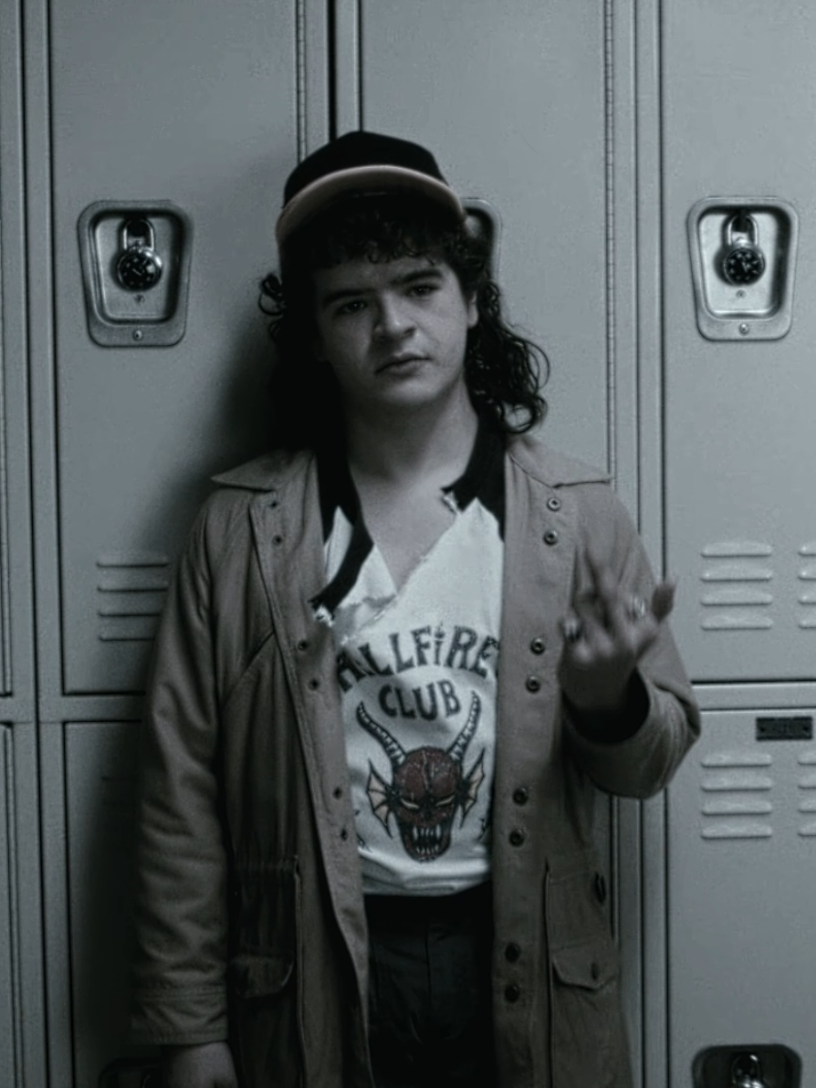 poor dustin #dustinhenderson #strangerthings5 #strangerthings #edit 