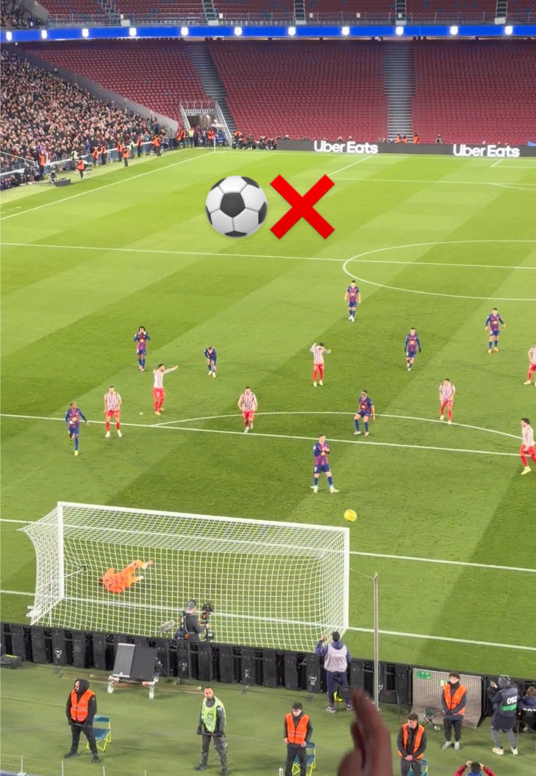 Delantero pichichi #Lewandowski #penalti @Robert Lewandowski 