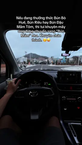 Tui khuyên chân thành á.😆 #quynhon #nhachaymoingay #tamtrang #ongchuthichlaixe #nghenhactrenxe 