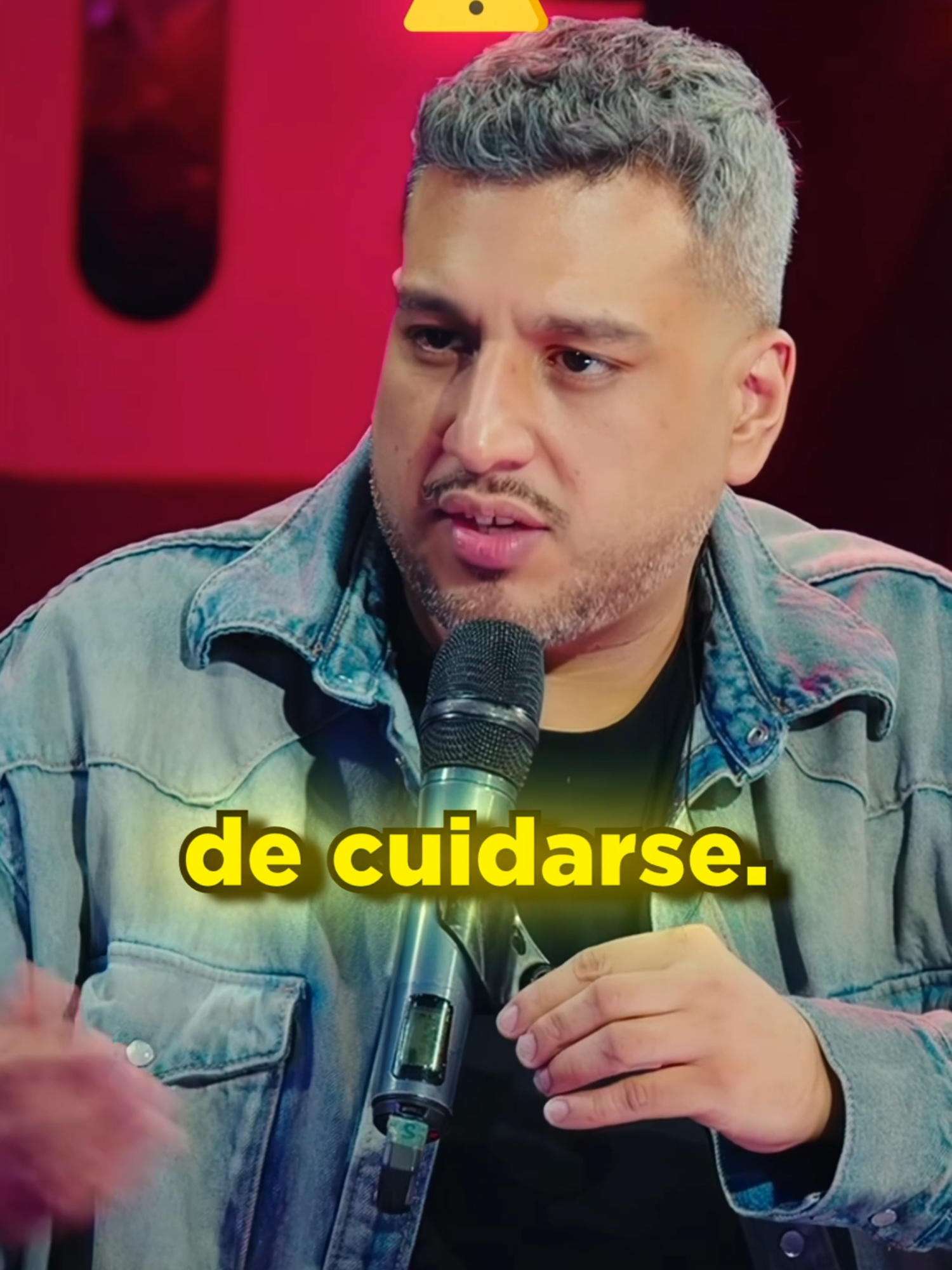 Abeja, flor, padre y padrastro #hablandohuevadas #humor