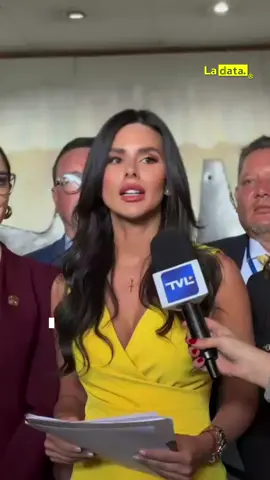 #Tendencia Asambleísta Diana Jácome presenta proyecto de reforma a la Ley Orgánica de Salud Mental. La asambleísta Diana Jácome impulsó una reforma clave para garantizar que la salud física y la salud mental sean tratadas de forma integral y prioritaria. Señaló que la normativa vigente, aprobada en 2024, requiere ajustes profundos para asegurar que los ecuatorianos reciban una atención digna, moderna y verdaderamente útil para sus necesidades. La legisladora destacó que esta propuesta nace del trabajo ciudadano y está construida “por ustedes y para ustedes”, reafirmando su compromiso con un sistema de salud más humano, eficiente y cercano a la realidad del país. Una iniciativa que pone en el centro el bienestar de todos. @ladataec👈 #ladata #TendenciaPolítica #SaludMental #AsambleaNacional 