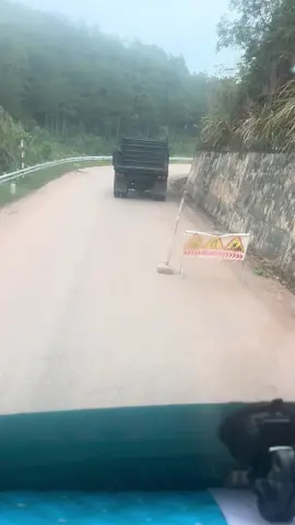 Chiến thắng 7t7 mays 200 của các bác đây nghe nói lắm.chưa kịp ra biển đã phải nằm nửa đường thế này rồi #xuhuong 