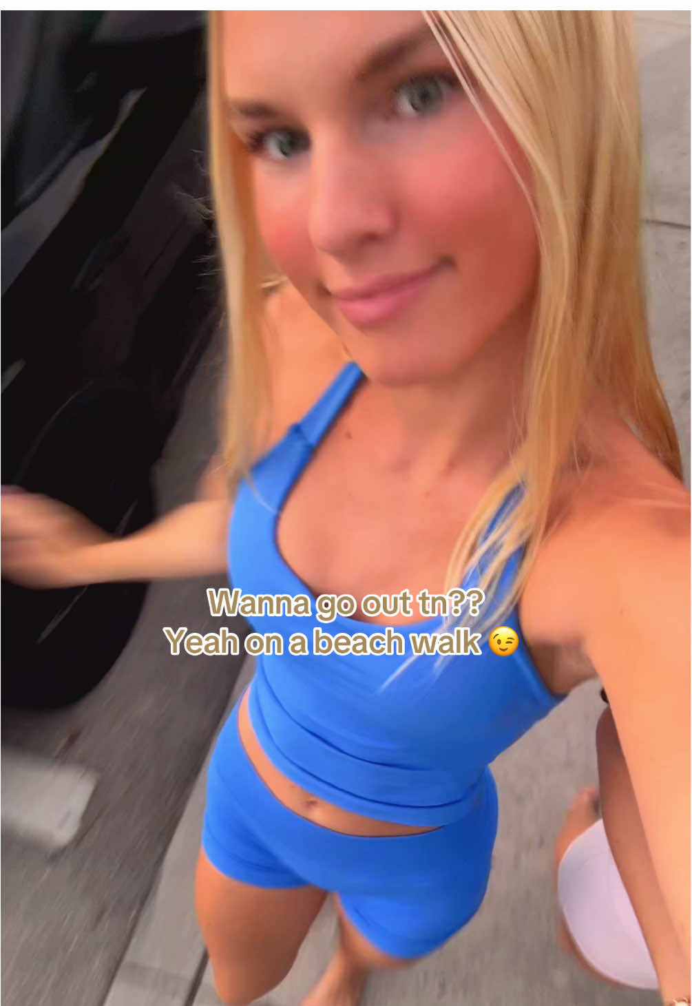 Beach walk n talks >>>>@zoe🍾 