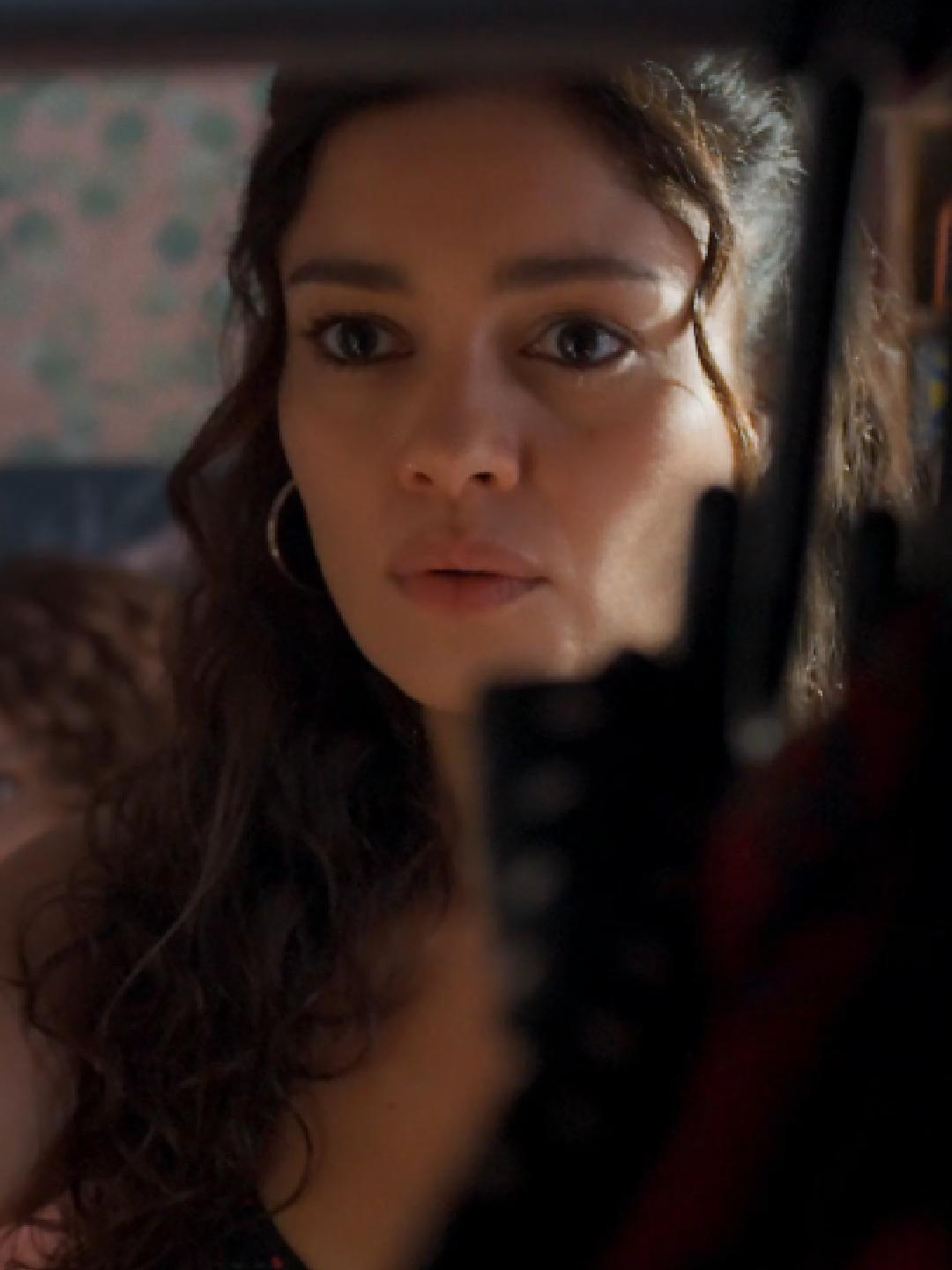 “FEDENDO IGUAL UM GAMBÁ VELHO” 🗣 A fofoca pegando fogo, o nervosismo comendo solto e… PARTIU férias pra nossa Graça 💖🤣 #TrêsGraças #Novelas #TVGlobo