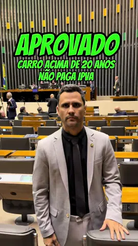 Hoje é o dia mais importante da minha vida como político! Acabou de ser aprovada na Câmara meu projeto, que a partir do ano que vem, quem tiver carro acima de 20 anos não vai pagar mais IPVA. Vitória do povo!