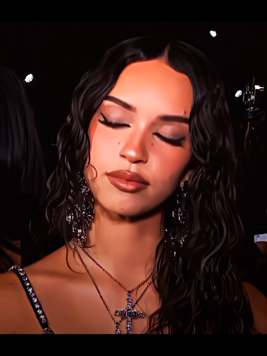 Face card insaneeee!!! (ib:@eeyenrly)  #katseye #katseye_daniela #daniela #danielaedit @daniela avanzini 