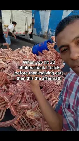 Are all the turkeys in the city #memes #funnymemes #funny #za #ysnheem   