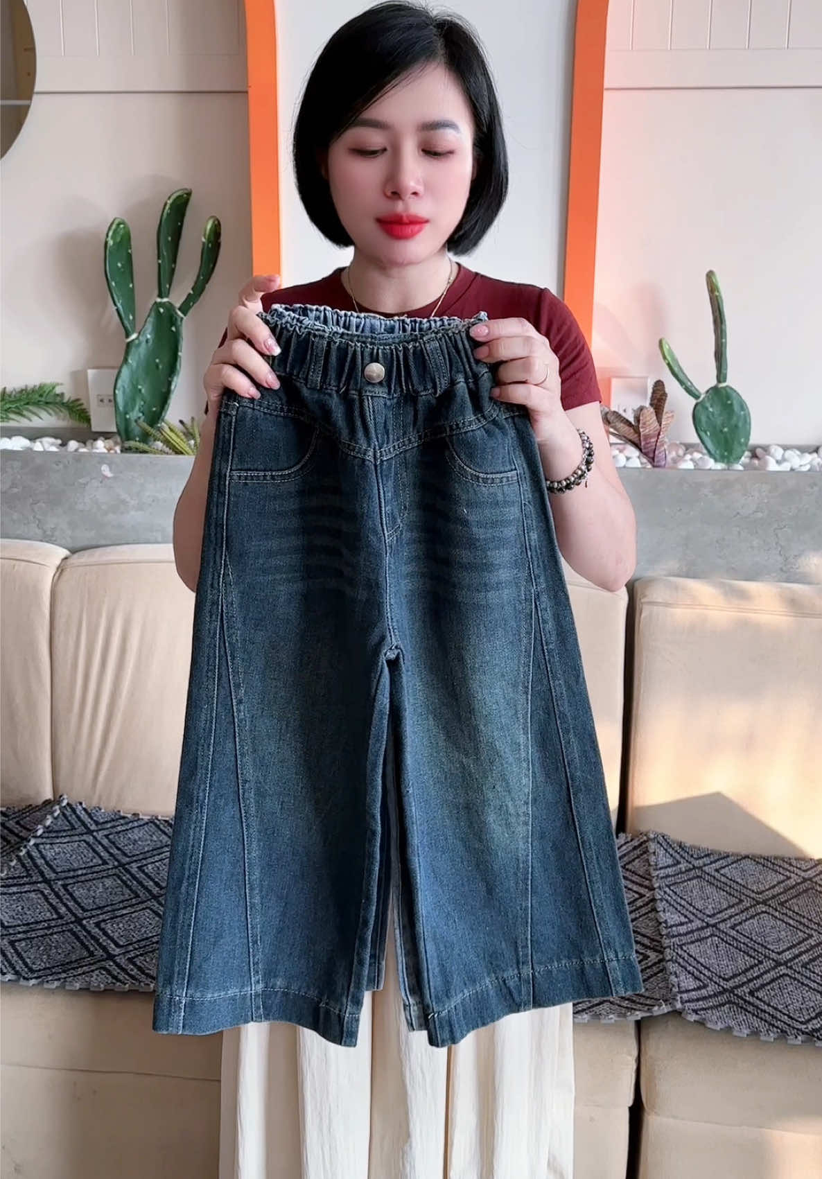 Trả lời @Thùy Linh 💓💓@ Quần jean mềm bé gái mặc đi học đi chơi đều đẹp chất#quanjean #quanjeanbegai #quandichoi #quandihoc #quanbegai.  