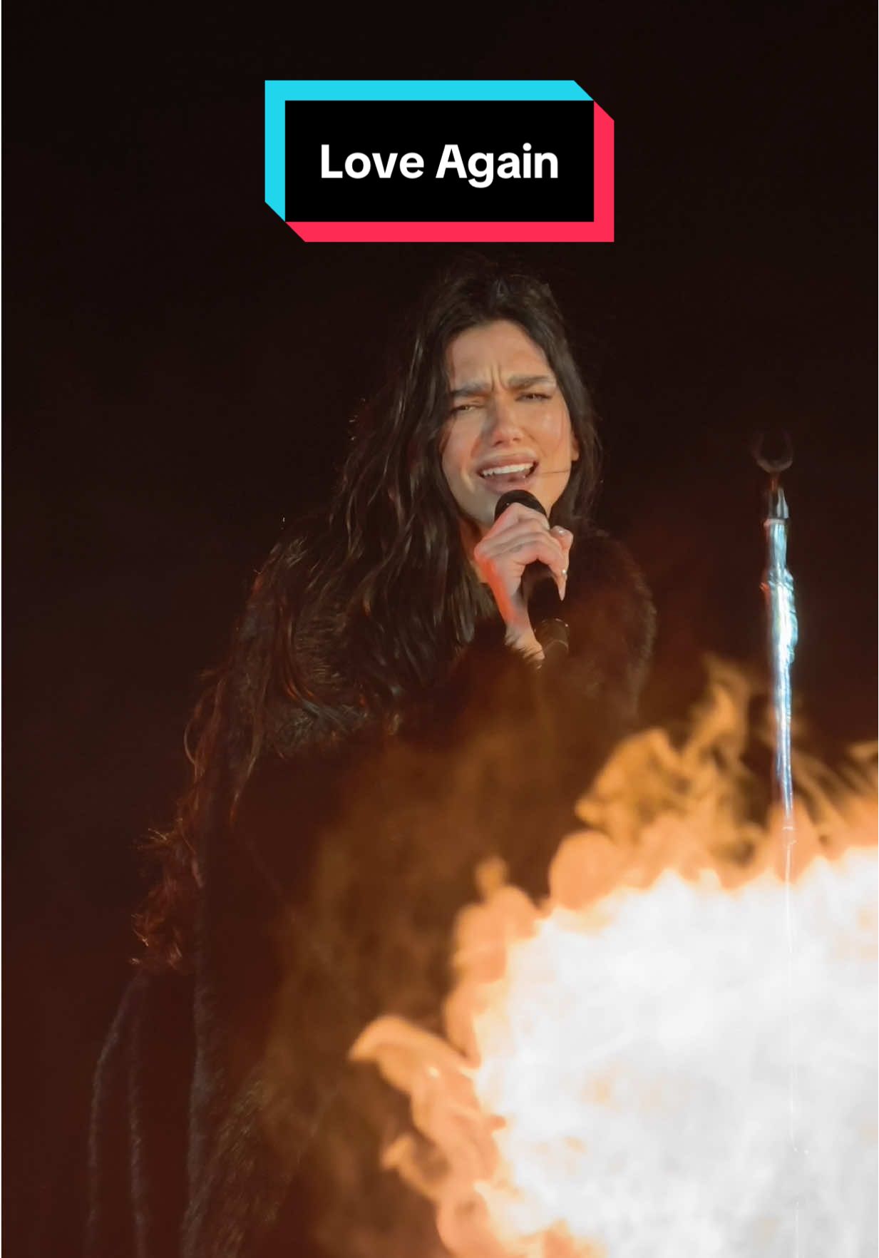 Love Again - Dua Lipa: Radical Optimism Tour #vivox300pro #radicaloptimismtour #dualipa #dualipaconciertomexico #dualipaloveagain  @Dua Lipa @Team Dua HQ @OCESA @vivo Smartphone 