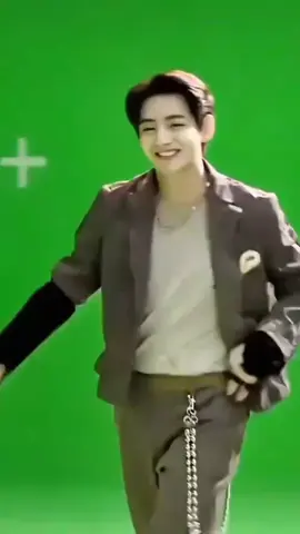 you me dary angel beby white klaiya trust me krezy  ...................... ... . #kimtaehyung #foryoupageofficiall #pleassportmeunfreaz😭😭 #foryoupageofficiall #kimtaehyung 