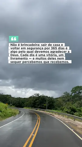 Já agradeceu hoje? #sejagrato#deus#fe#oracao#umdiadecadavez