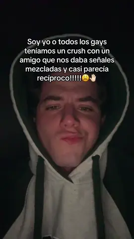 Plis confirmen 😩😩😂😂 #fyp #parati #lgbt #gay #amigos 