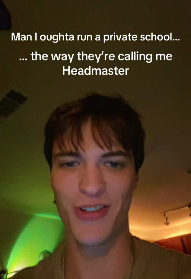 4 sneezes in a row is clout chasing. Get it together. #fyp #foryoupage #comedy #music #journey 