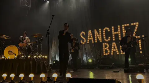 Stephen Sanchez - Be More #StephenSanchez #BeMore #vanacrow  #subespañol #lyricsvideo 