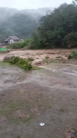 Detik- detik datangnya air , 25 nov 2025 tapanuli #bencanaalam #aceh #update #viralvideo #indonesia 