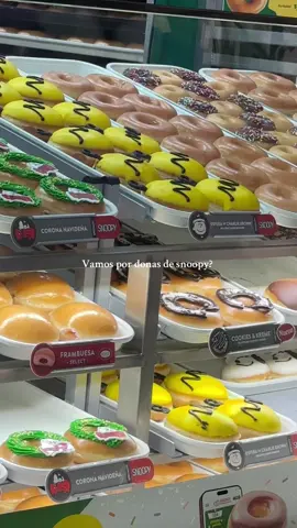 Te amo snoopy 😫💛 #snoopy #snoopykrispykreme #krispykreme 