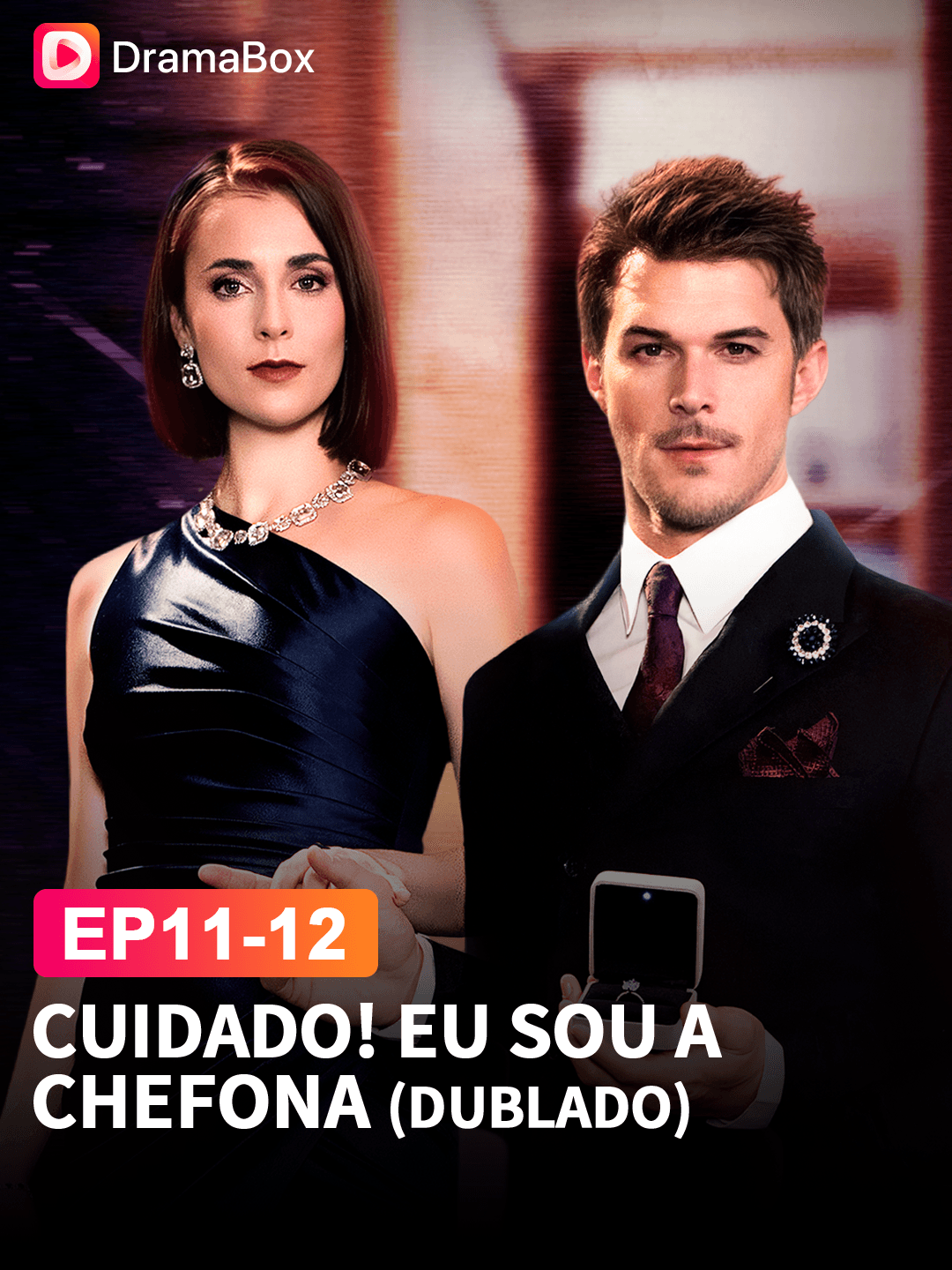 🔍 Depois de ser descartada pelo homem que ajudou a chegar ao poder, Eleanor — a verdadeira força por trás do Círculo Thunder — volta aos holofotes quando um bilionário misterioso lhe propõe casamento, abalando toda a alta sociedade 😳🔥 🔍 Clique no link da minha bio para ver mais #DramaBox #DramaTiktok #DramaBoxShorts #segundachance #mulherespoderosa #CuidadoEuSouAChefona