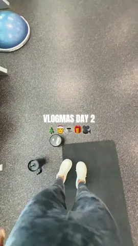 really boring day but atleast i posted 🫰 #fyp #Vlogmas #trending 