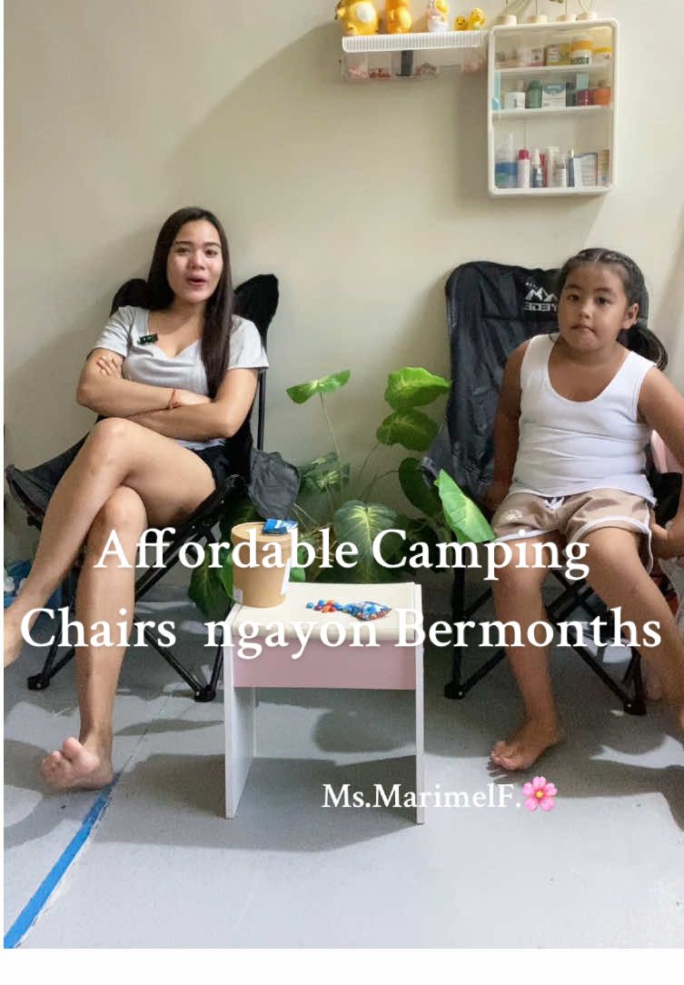 Mura na Folding Camping chair! magagamit mo kahit nasa bahay ka lang! Extra chair ba! Madalinh bitbitin hindi kabigatan at may kasamang bag narin!😊 #campingchair #foldingchair #campingchairbuy1take1 #bermonths #msmarimelf 