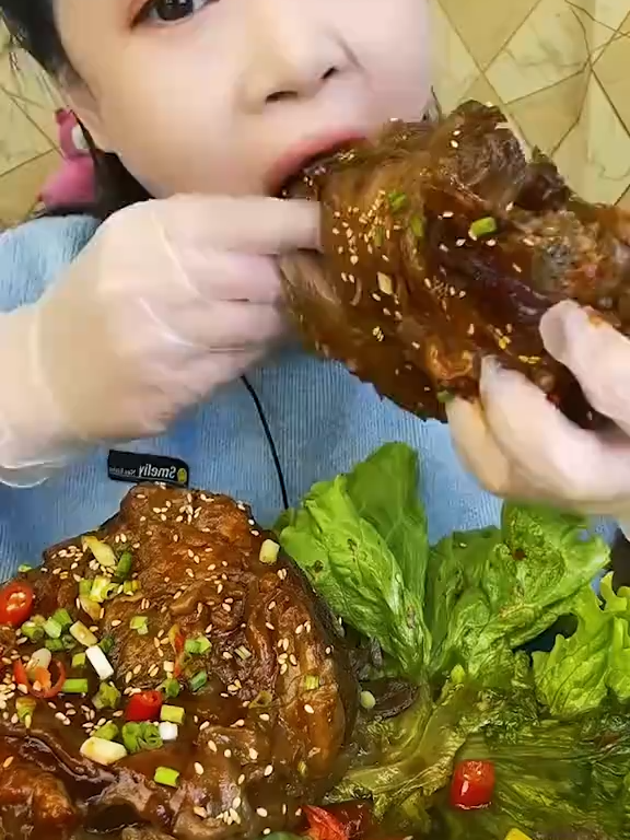 yummy food #BEsT777 #eatingshow #yummychallenge #fypシ゚viral #foodchallenge #mukbangeatingshow #coolranchdance #viralvideo #dute_with_me #goviralchallenge#foodasmr #viralvideo #asmrfood #fypsarawak #fypsound #ssoy #chinesetiktok