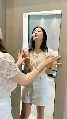 Gương soi toàn thân dán tường chống vỡ, tiện ích, gương decor #guongdantuong #Guongdecor #Guongdantuongchongvo #guongdantuongthongminh #tienichgiare