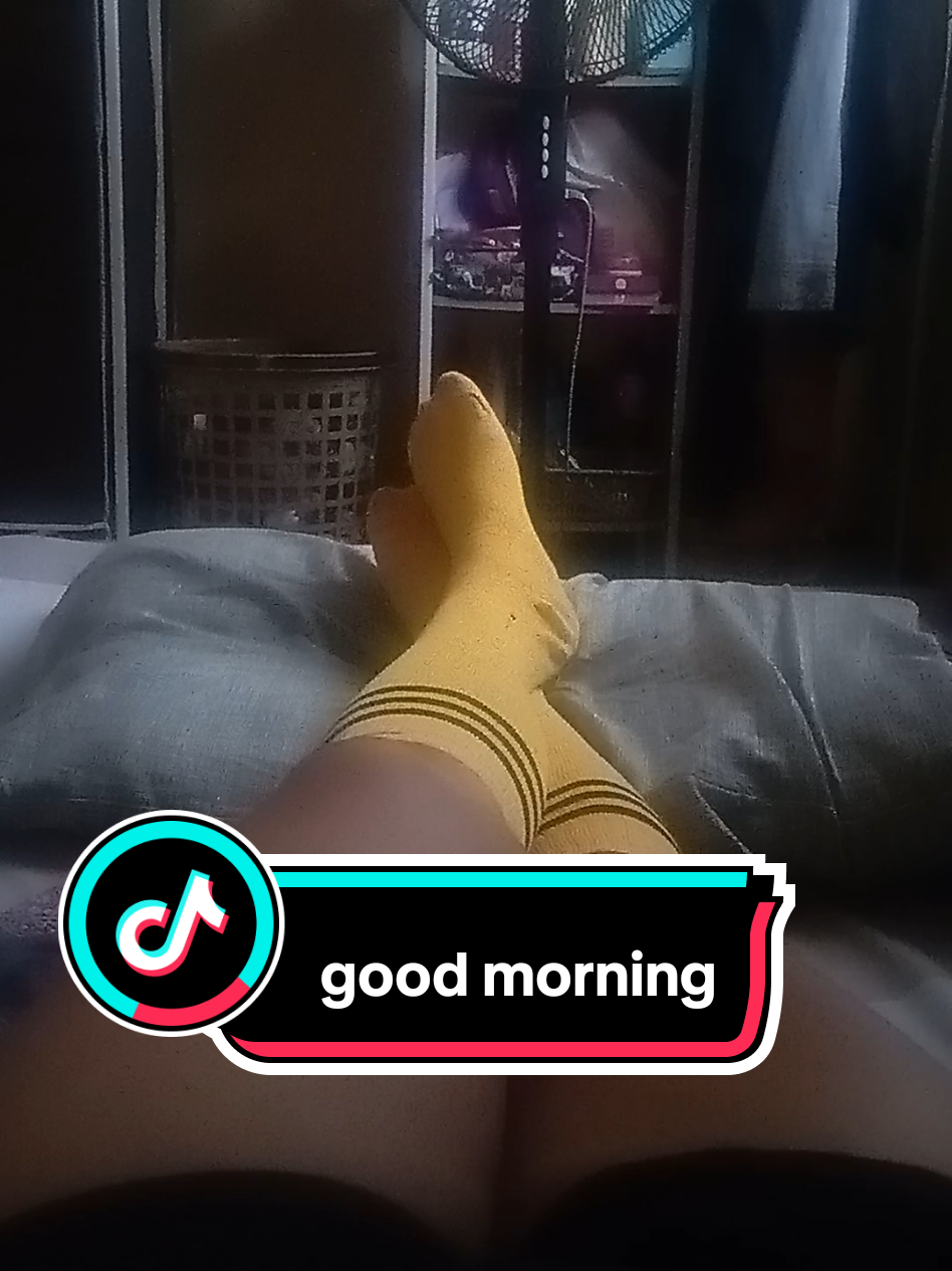 I finally regained back my room 😅 Mga 1 month man ko nagcamp outside cause besides feeling suffocated lately on top of that ang tinamaran nga good for 1 year guro nagdungan. Wala ko gana manghimos and all. i feel so restless and drained as **** #roomarrest #laon #asianchick #chickitita #singletita #tiktokeristtita #foryourpage #fyp #followformore 