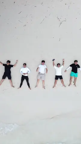 Kuy liburan open trip ke PULAU PEUCANG UJUNG KULON..  Setiap weekend dan weekday berangkat Meeting point jakarta tangerang serang pandeglang & Dermaga sumur (legon guru)  Cek profil WA 082246260094 IG: visit_ujungkulon #pulaupeucang #ujungkulon #pandeglang #banten #opentrippulaupeucang       