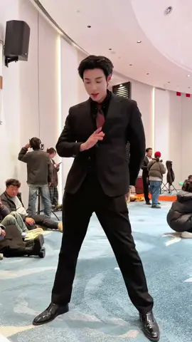 geal geoll dulu sayang, biar otot lentur 🤭😂😂#aktorchina🇨🇳 #ma xiaoyu#douyin #fyppppppppppppppppppppppp 