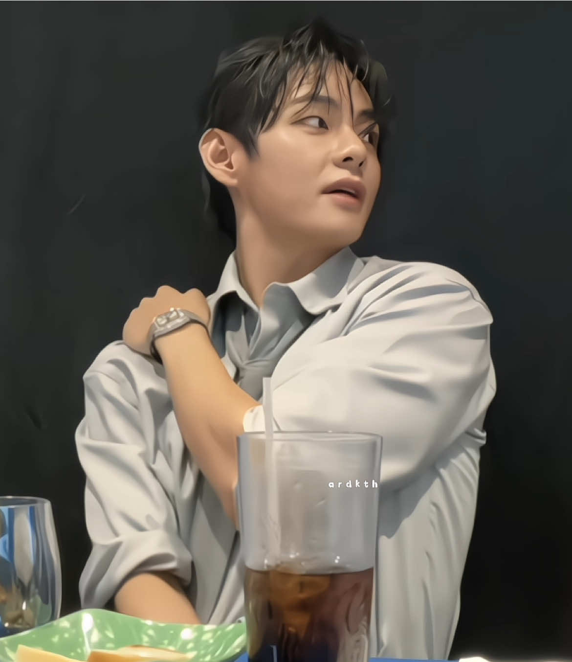 #taehyung 🧎🏻‍♀️