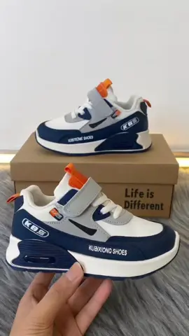 Sepatu Sekolah Anak Dengan Fashion Sneakers Mesh Sintes Premium, Kualitas Nyaman Lentur Ringan Desain Ergonomis untuk Aktivitas Aktif Si Kecil! warna Abu, Biru dan Pink dengan size 26-37#sneakersanak #sepatuanaksekolah #sepatuanaklakilaki #fypage 